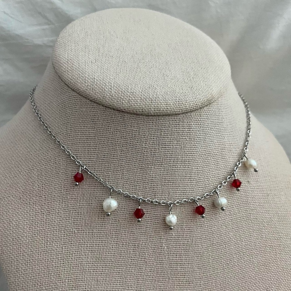stainless steel dainty dark red czech freshwater pearl charm necklace